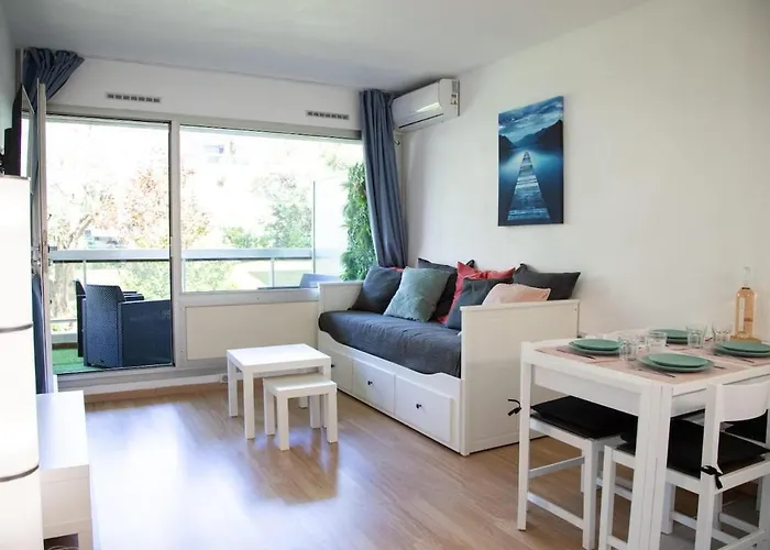 Beautiful Vacation - Swimming Pool - Parking شقة أنتيب